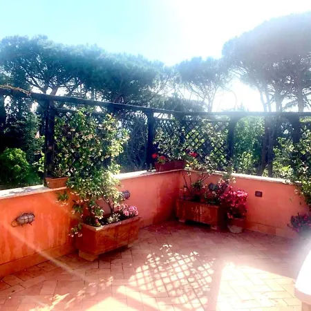 Attico “la Grande Bellezza” Apartment *